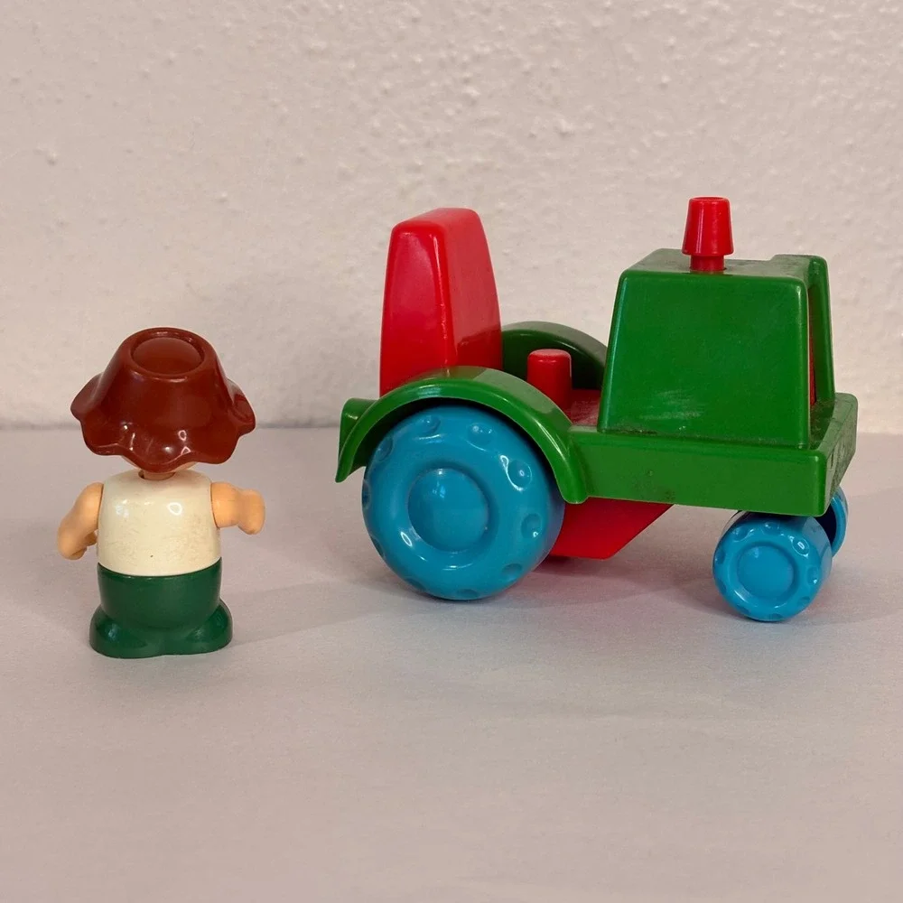 Vintage Tractor Toy Kids OS Green Good Hong Kong No 7800 Farmer Figure Set